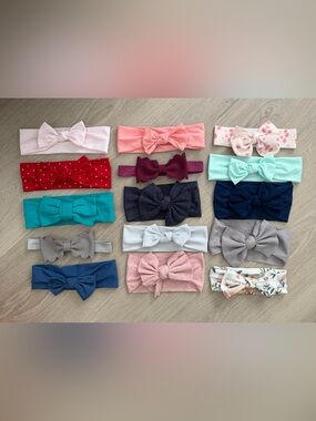 Lot of 15 Baby Toddler Bows Headbands Hair Bands Girl